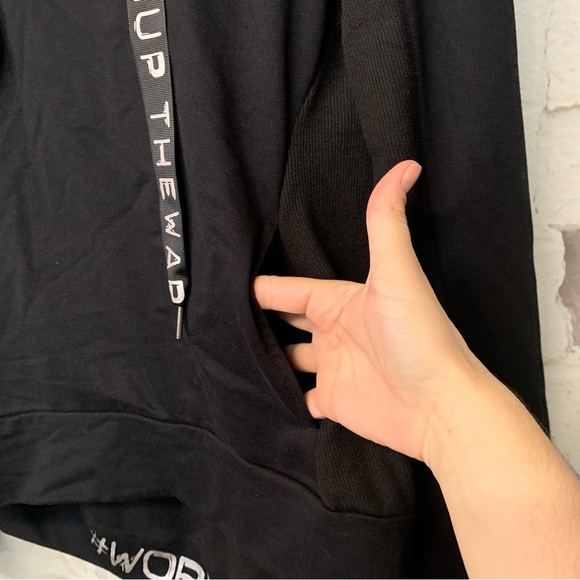 Jessica Simpson THE WARMUP Hoodie - Picture 3 of 5